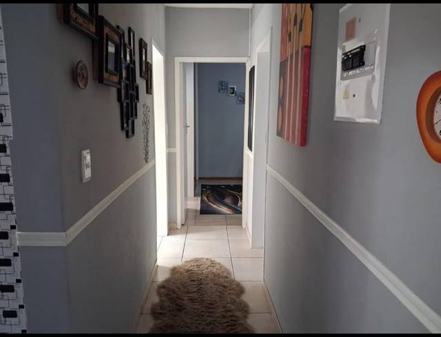 2 BEDROOM TOWNHOUSE FOR SALE IN SOUTH CREST